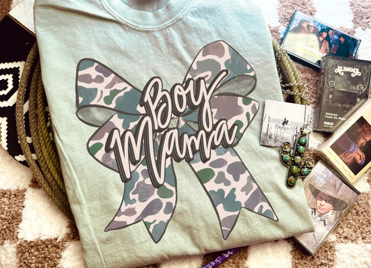 Boy mama camo bow tshirt