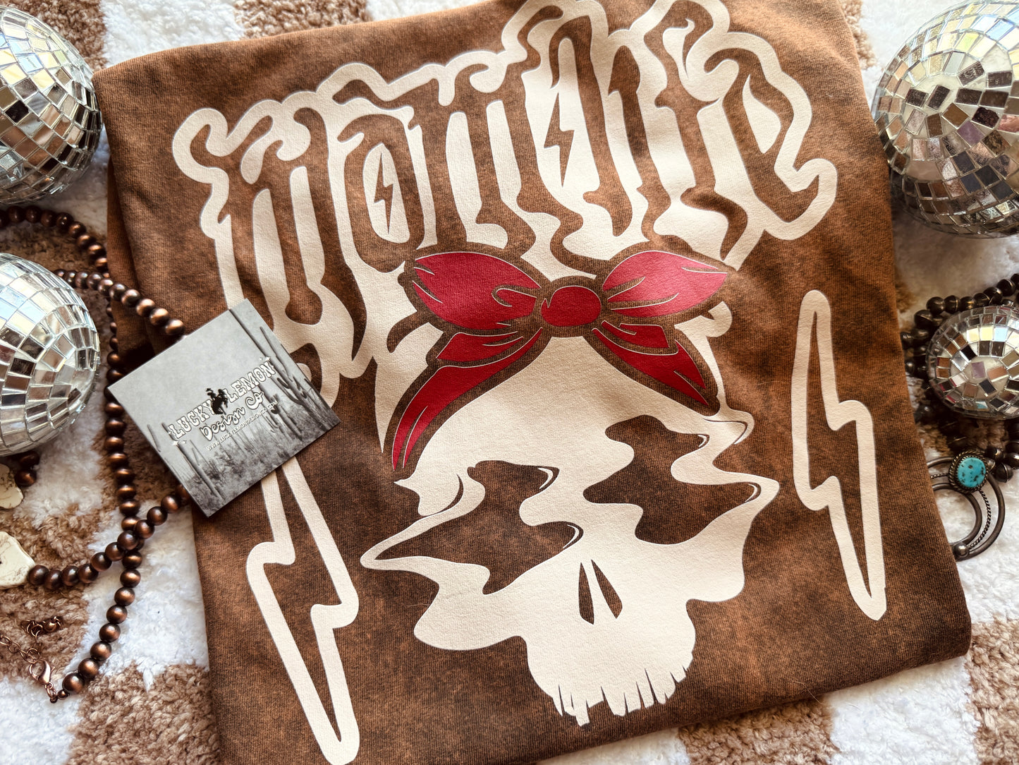 Mom skull tshirt